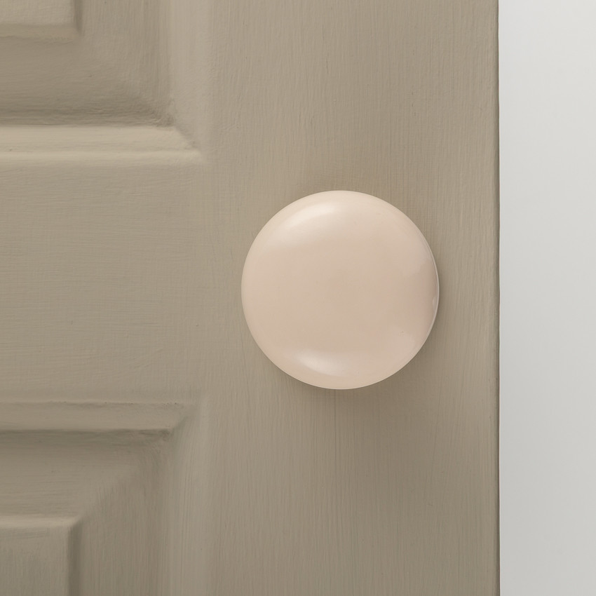 porcelain door knobs (pair) cream