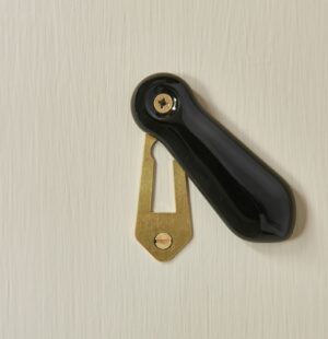 porcelain escutcheon black