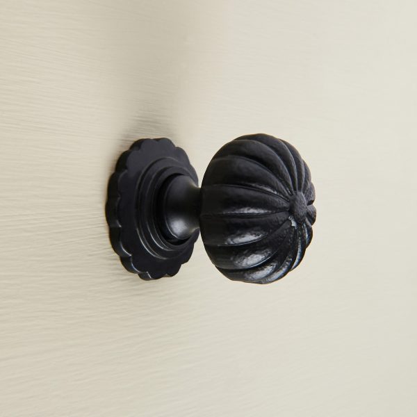 flower cabinet knob black