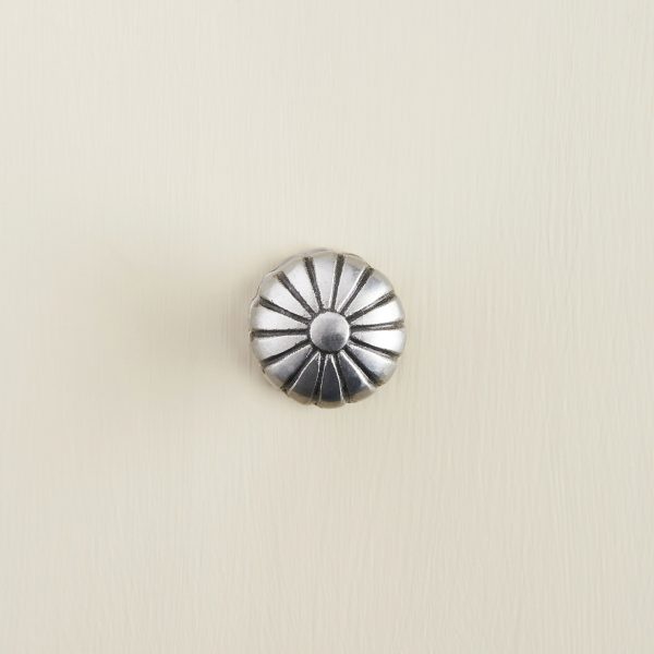 flower cabinet knob pewter