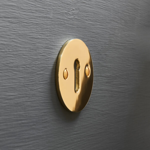 round plain escutcheon brass