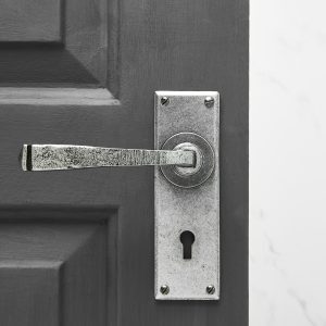 Avon Lever Handles (Pair) - Pewter