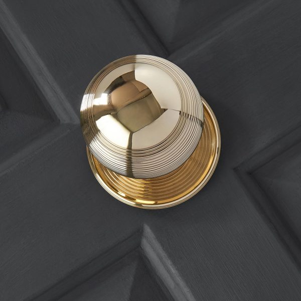 Beehive Large Door Pull - Polished Brass - Image 3