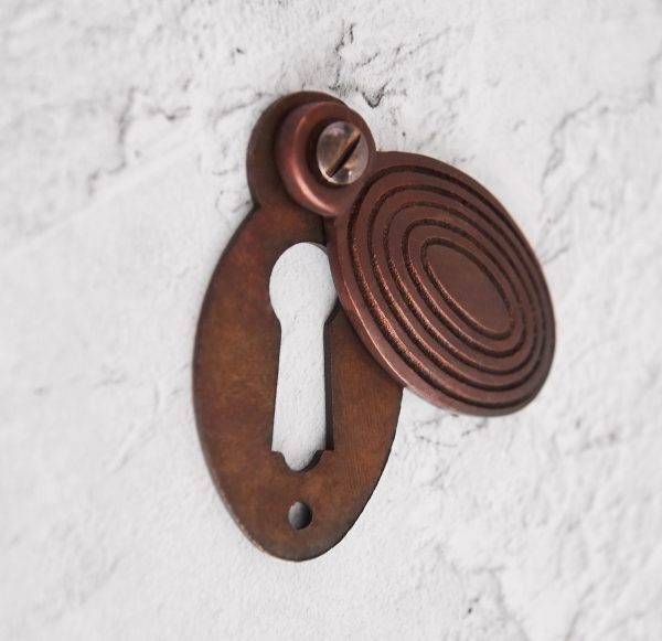 Beehive Escutcheon - Aged Bronze