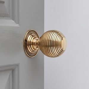 Beehive Large Door Knobs (Pair) - Aged Brass