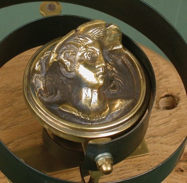Butler's Bell in Brass - Image 2