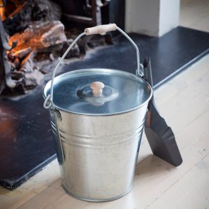 Galvanised Bucket With Lid
