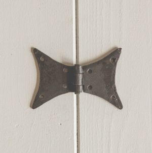 Butterfly Hinges