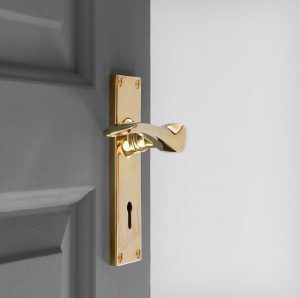 Codsall Lever Handles (Pair) On Rectangular Backplate - Brass