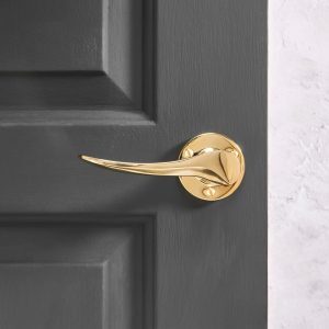 Codsall Lever Handles Round Rose (Pair) - Brass