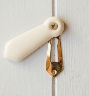 Porcelain Escutcheon - Cream