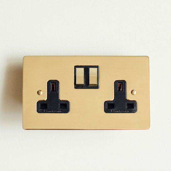 13 Amp Double Switched Socket - Polished Brass