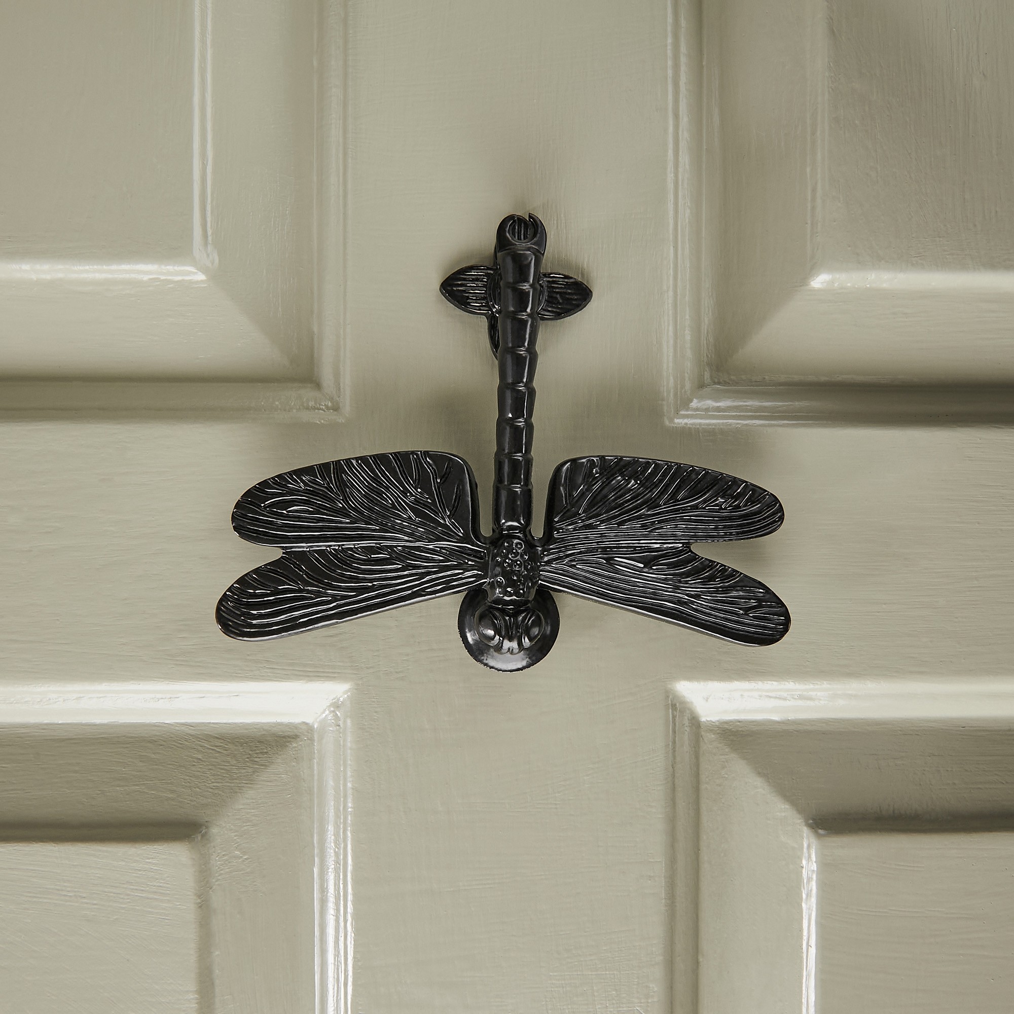 dragonfly-door-knocker-black1