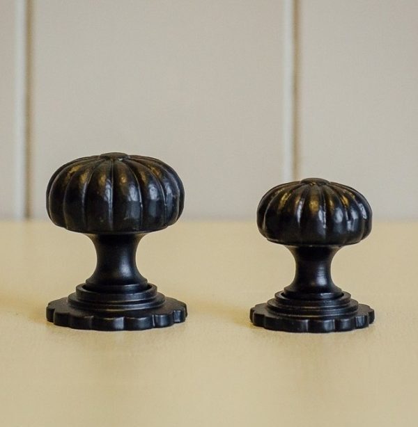 Flower Cabinet Knob - Black - Image 3