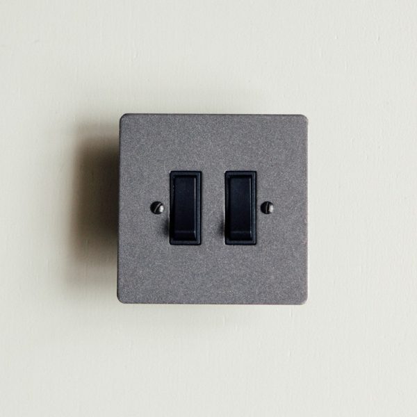 2 Gang 2 Way Rocker Switch - Patine