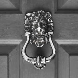 Lions Head Door Knocker - Aged Nickel
