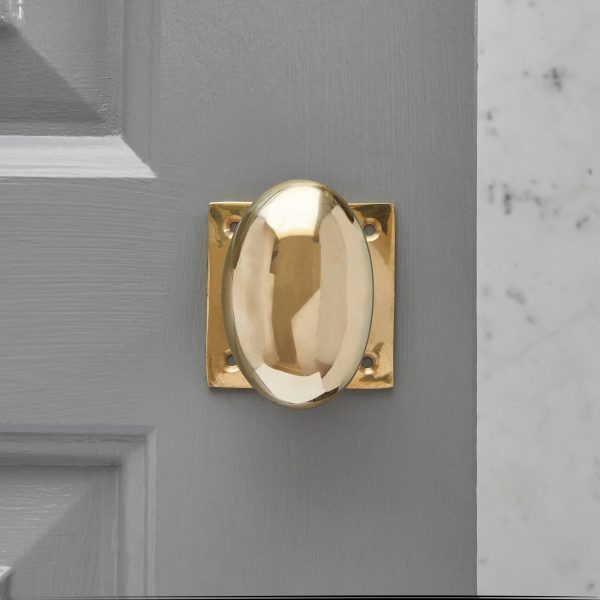 Oval Door Knobs on Square Back Plate (Pair) - Polished Brass - Image 3