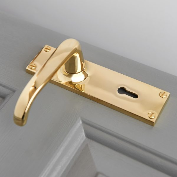 Stafford Lever Handles (Pair) On Rectangular Backplate- Brass - Image 2