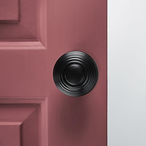 Beehive Large Door Knobs (Pair) - Black - Image 2