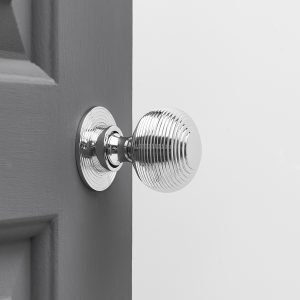 Beehive Mortice/Rim Knob Set - Polished Chrome