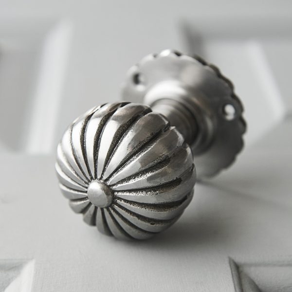 Hand Forged Flower Door Knobs (Pair) - Pewter - Image 2