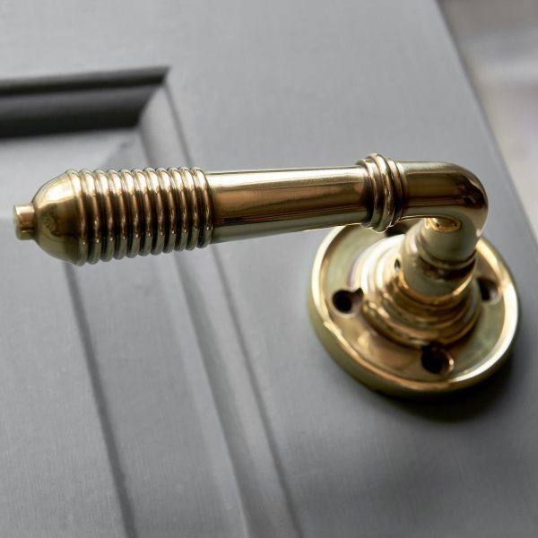 Reeded Lever on Rose (Pair) - Aged Brass - Image 3