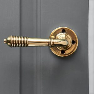 Reeded Lever on Rose (Pair) - Aged Brass