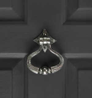 Shakespeare Door Knocker - Pewter