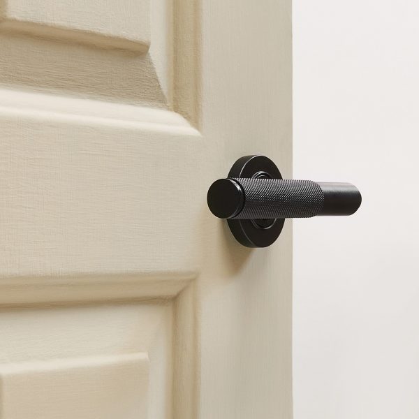 knurled lever handles matt black