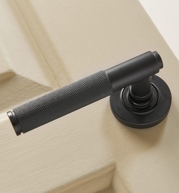 knurled lever handles matt black