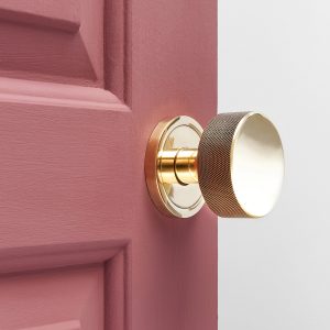 Round Door Knobs on Rectangular Backplate Lock Set - Polished