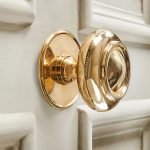 circular door pull (large) polished brass
