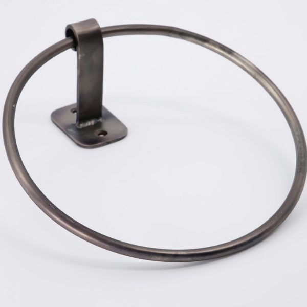 black antique towel rail round