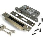 aged brass 2½" 5 lever bs sash lock ka