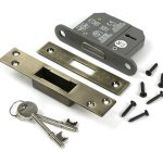 aged brass 2½" 5 lever bs dead lock ka