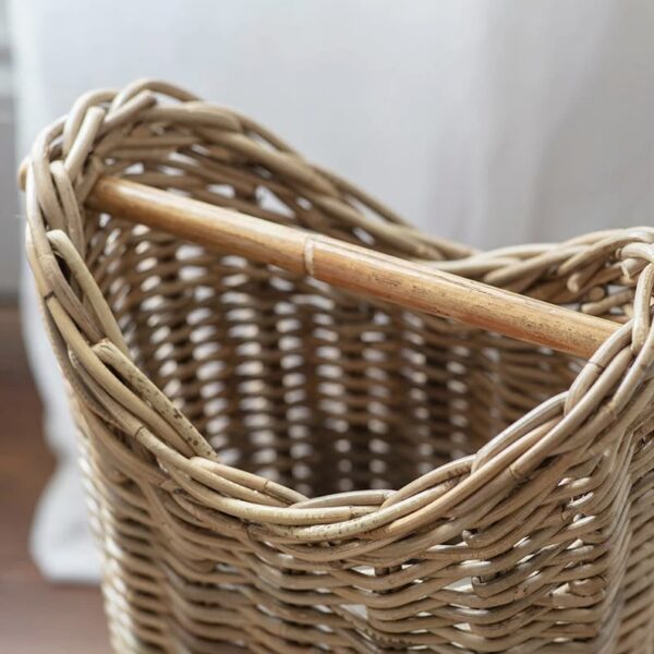 rattan toilet roll holder
