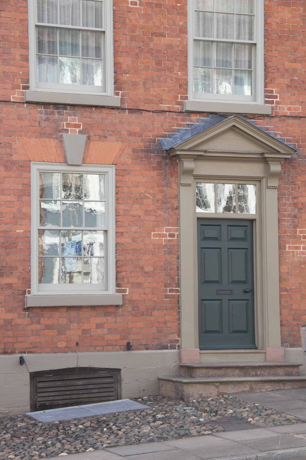 black oval escutcheon