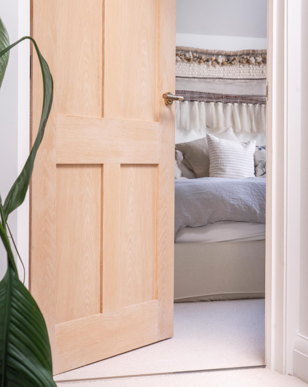 aged brass brompton lever on rose set (art deco)