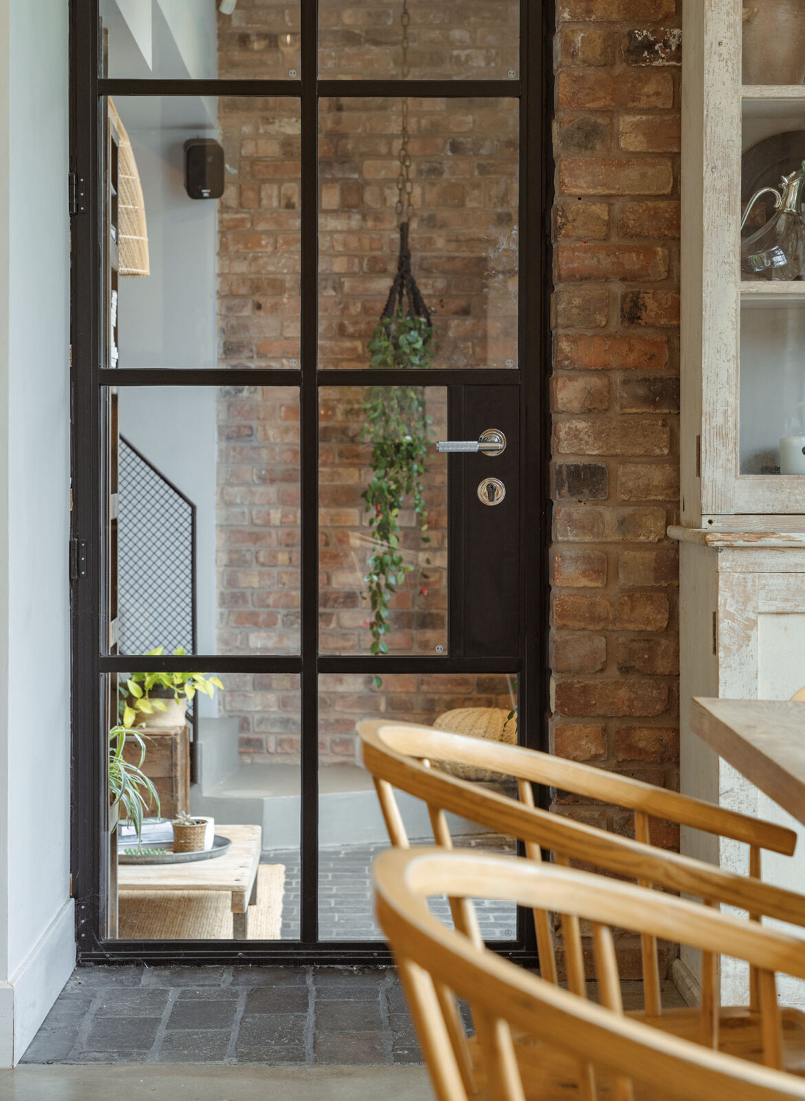 polished chrome brompton lever on rose set (art deco)