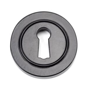 black round escutcheon (plain)