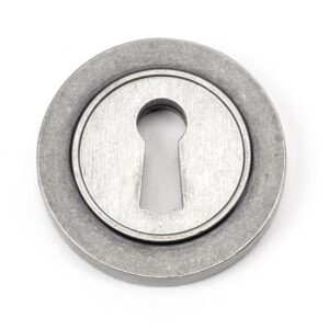 pewter round escutcheon (plain)