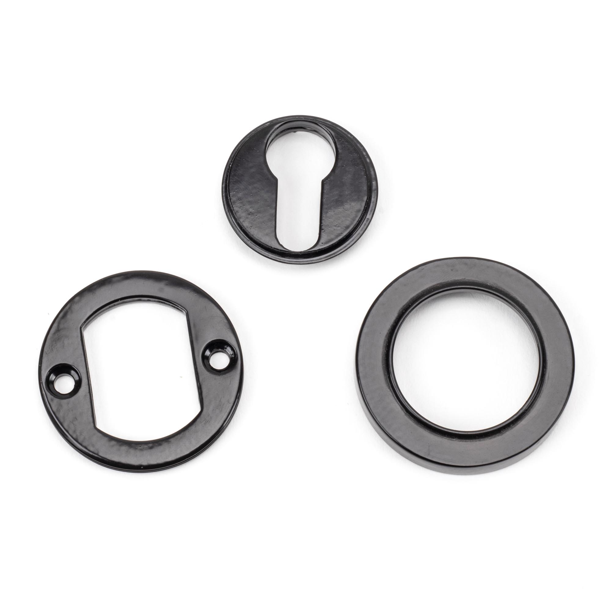 black round euro escutcheon (plain)