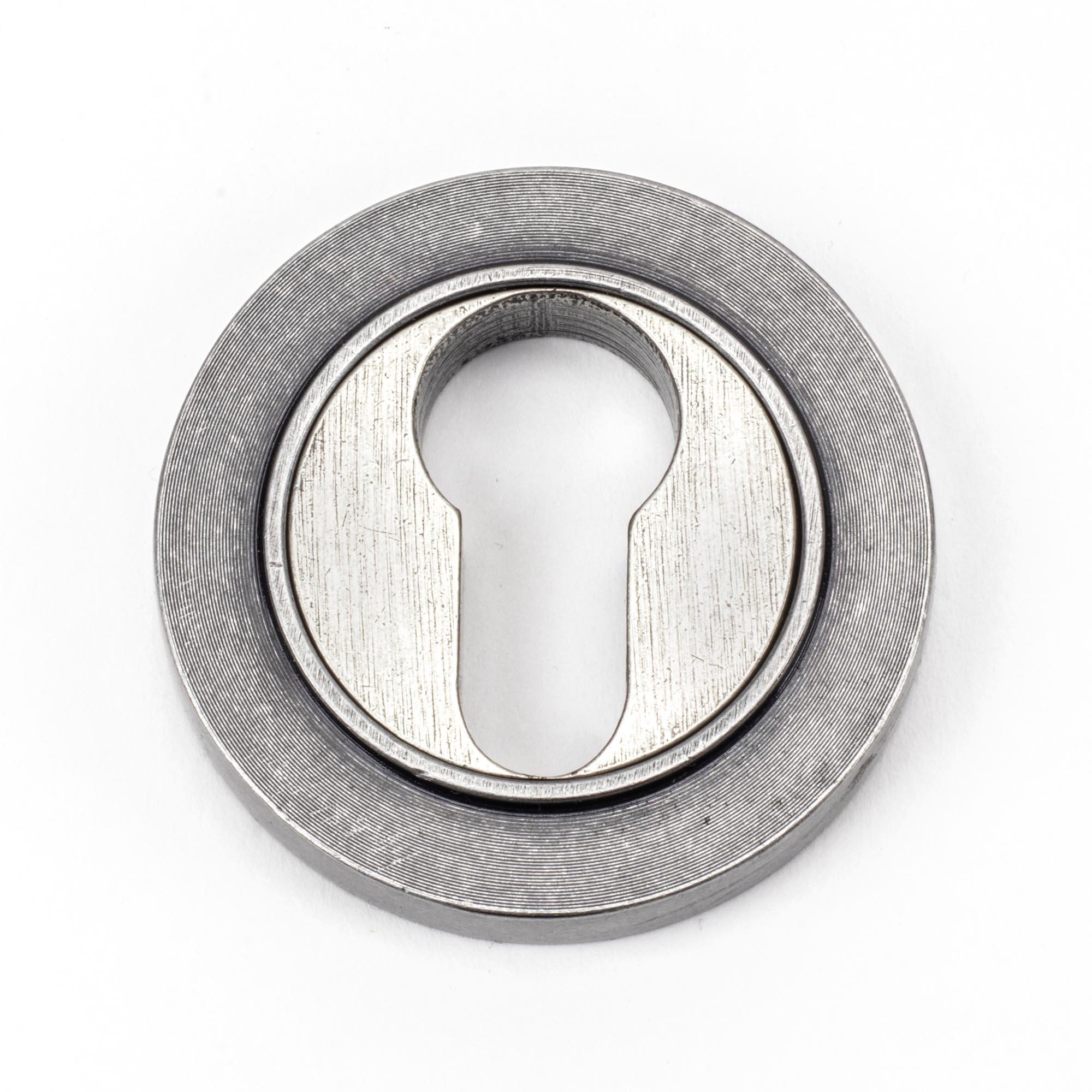 pewter round euro escutcheon (plain)