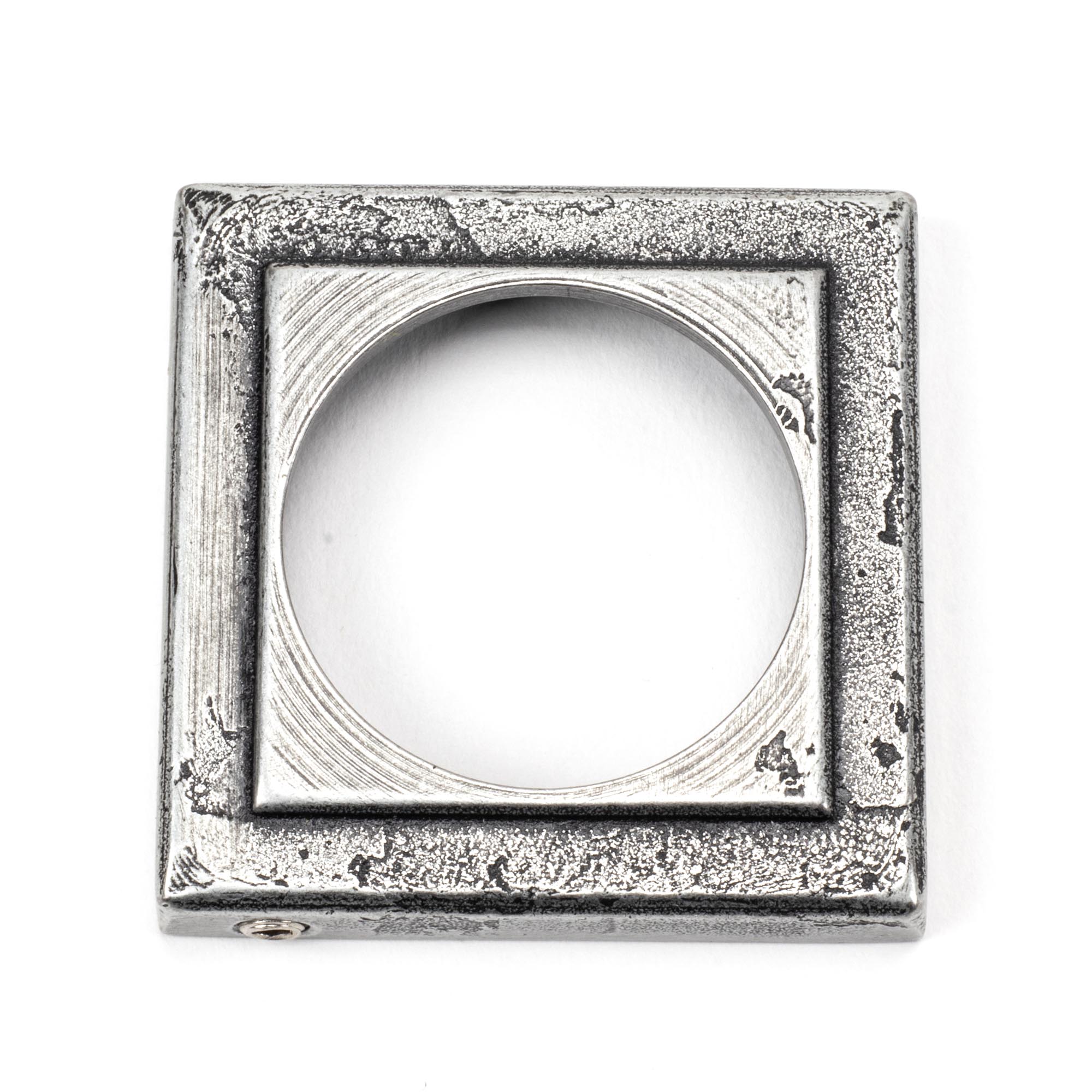 pewter round euro escutcheon (square)