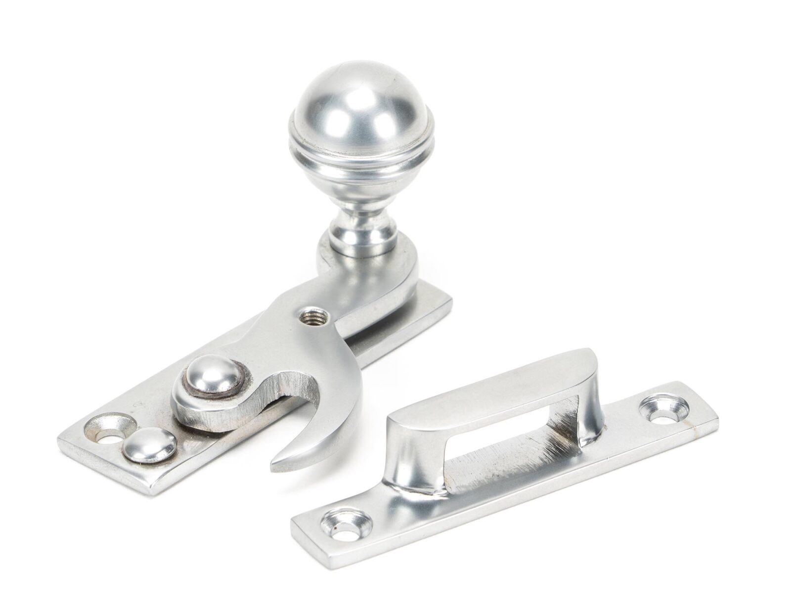 satin chrome prestbury sash hook fastener