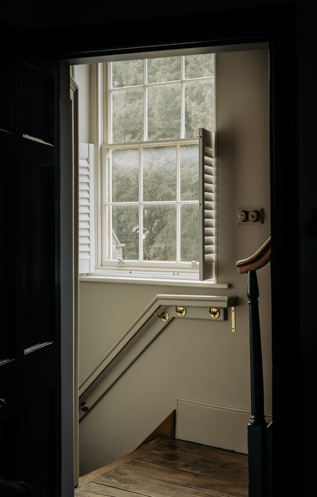 satin chrome mushroom quadrant fastener narrow