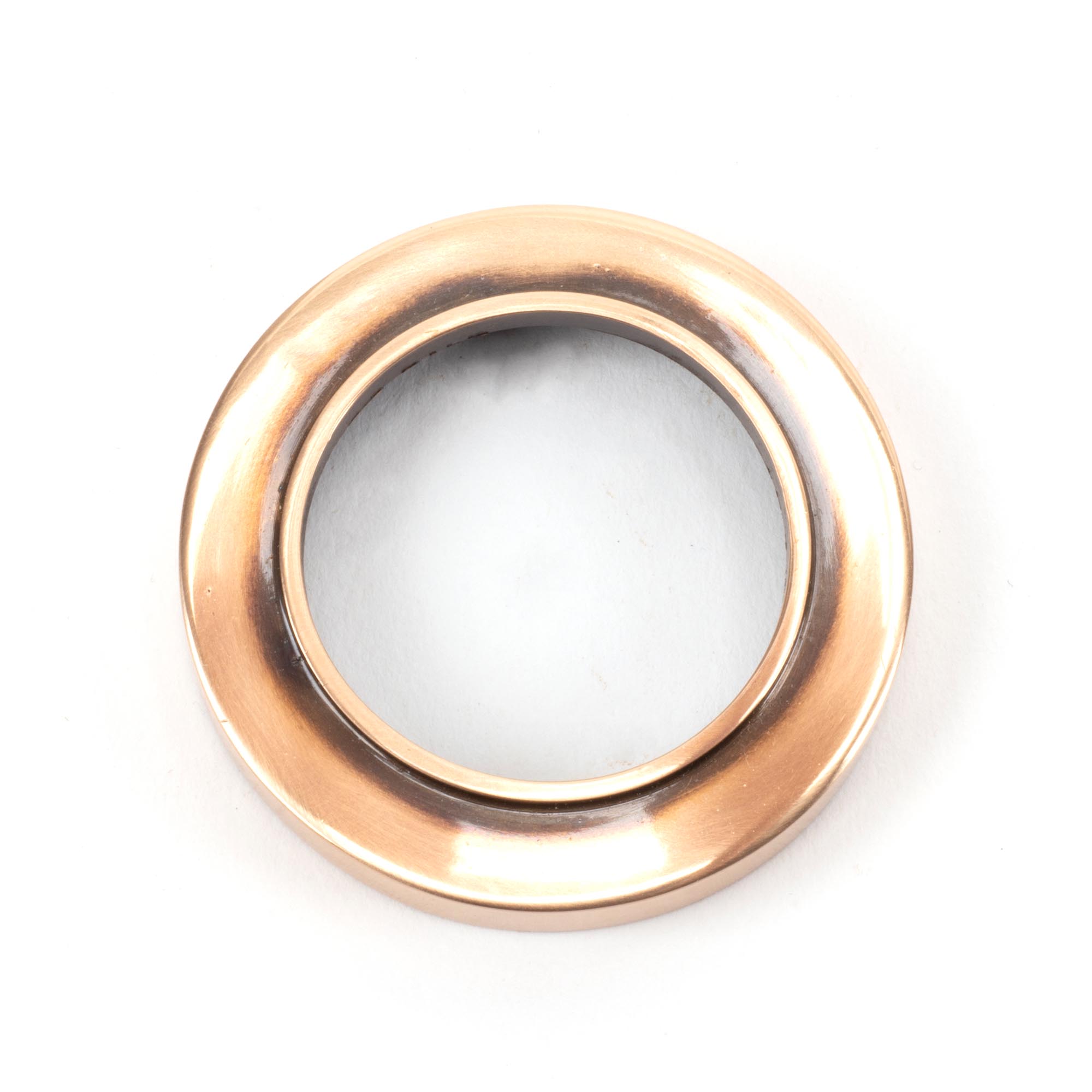 polished bronze round escutcheon (plain)