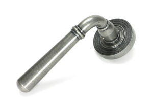 pewter newbury lever on rose set (beehive)