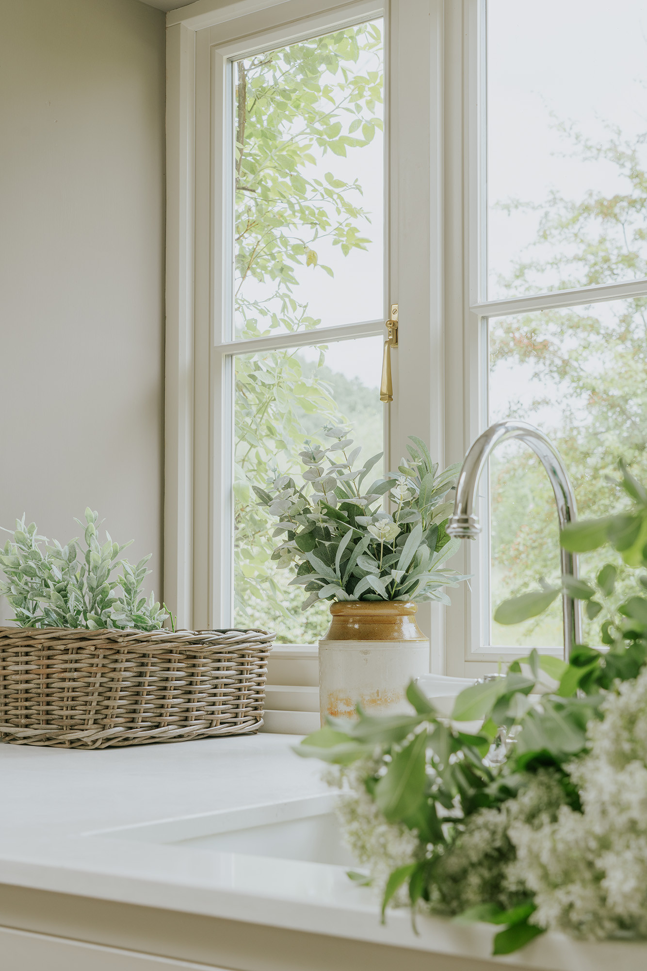 polished brass avon espag