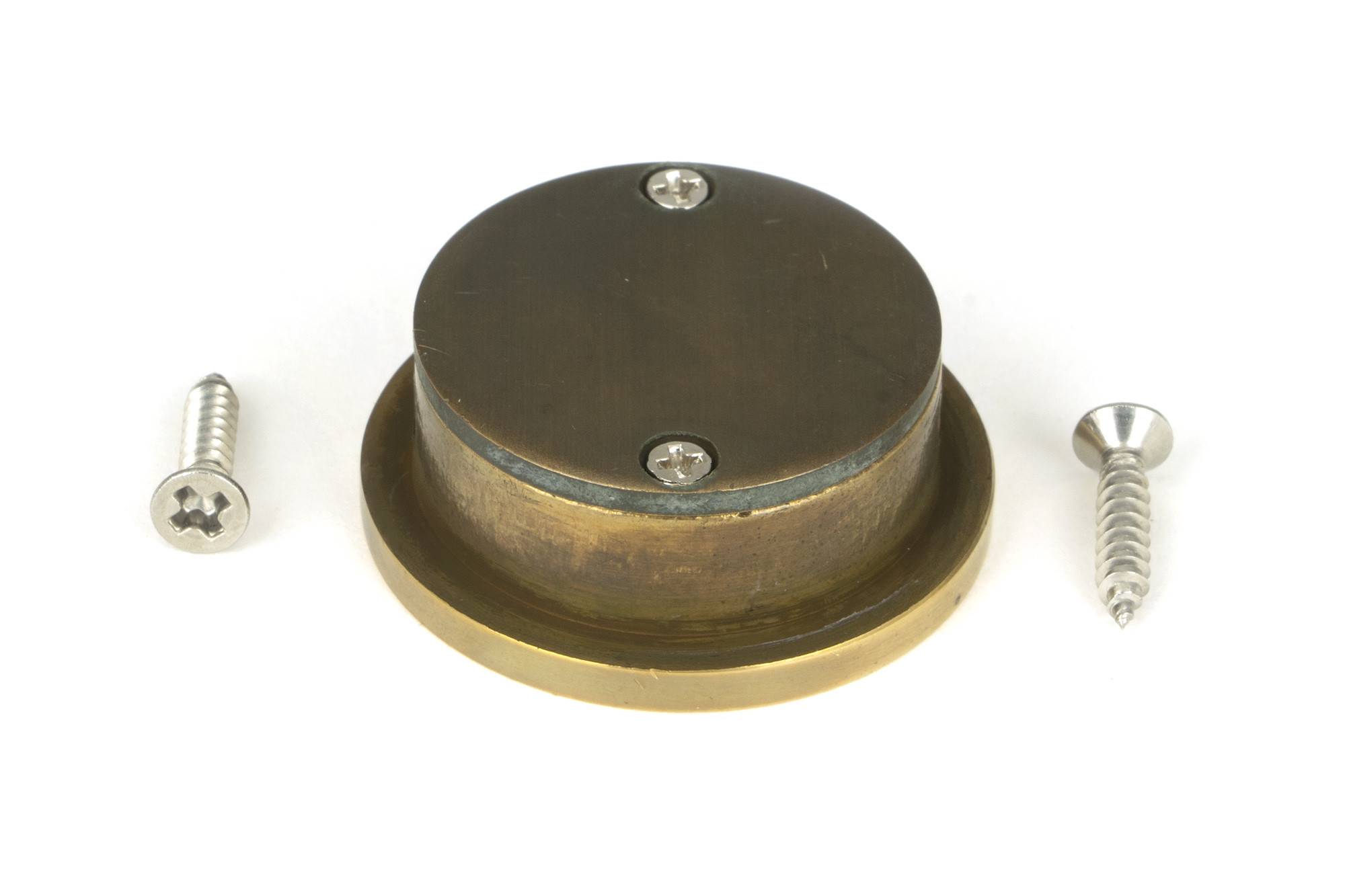 aged brass 34mm round finger edge pull